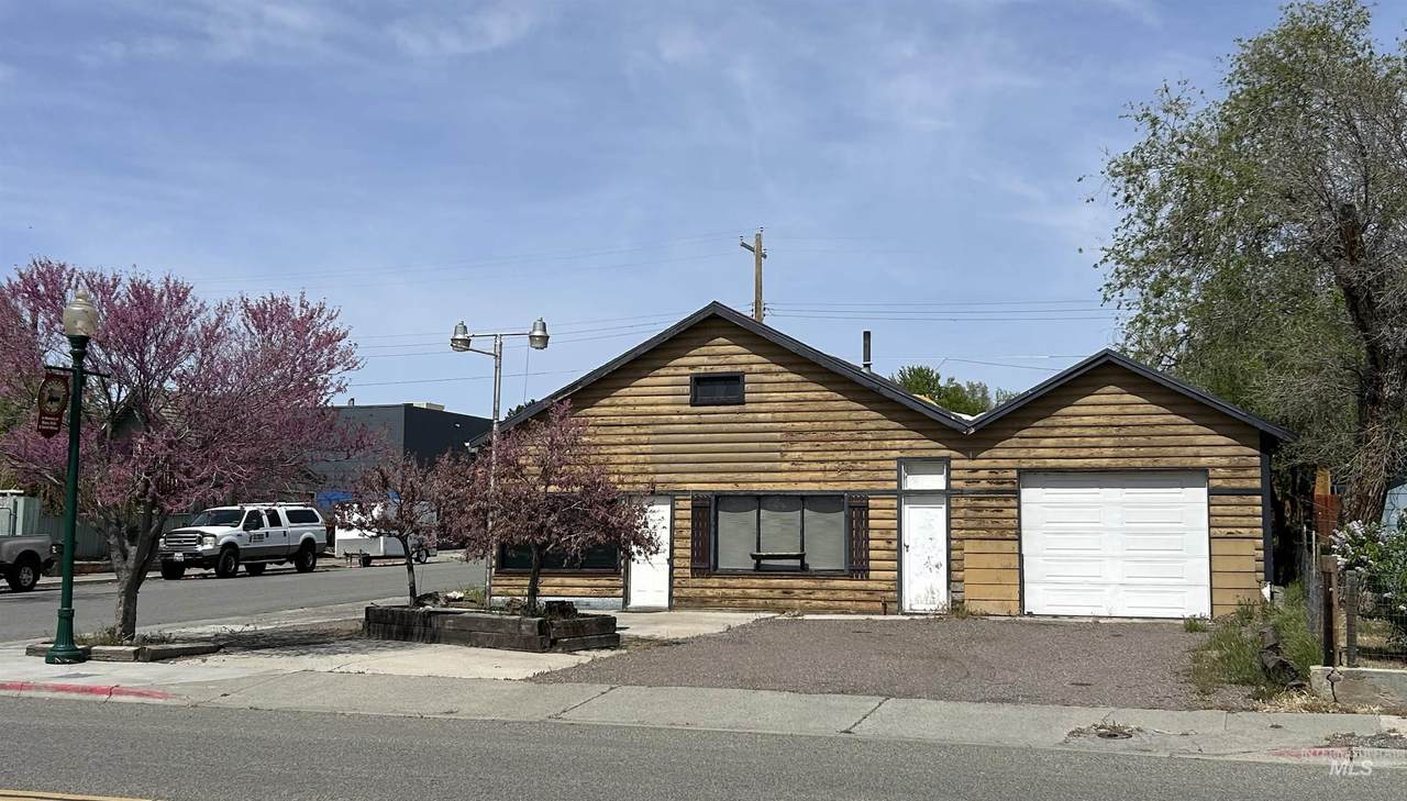 102 1st Ave - Photo 1