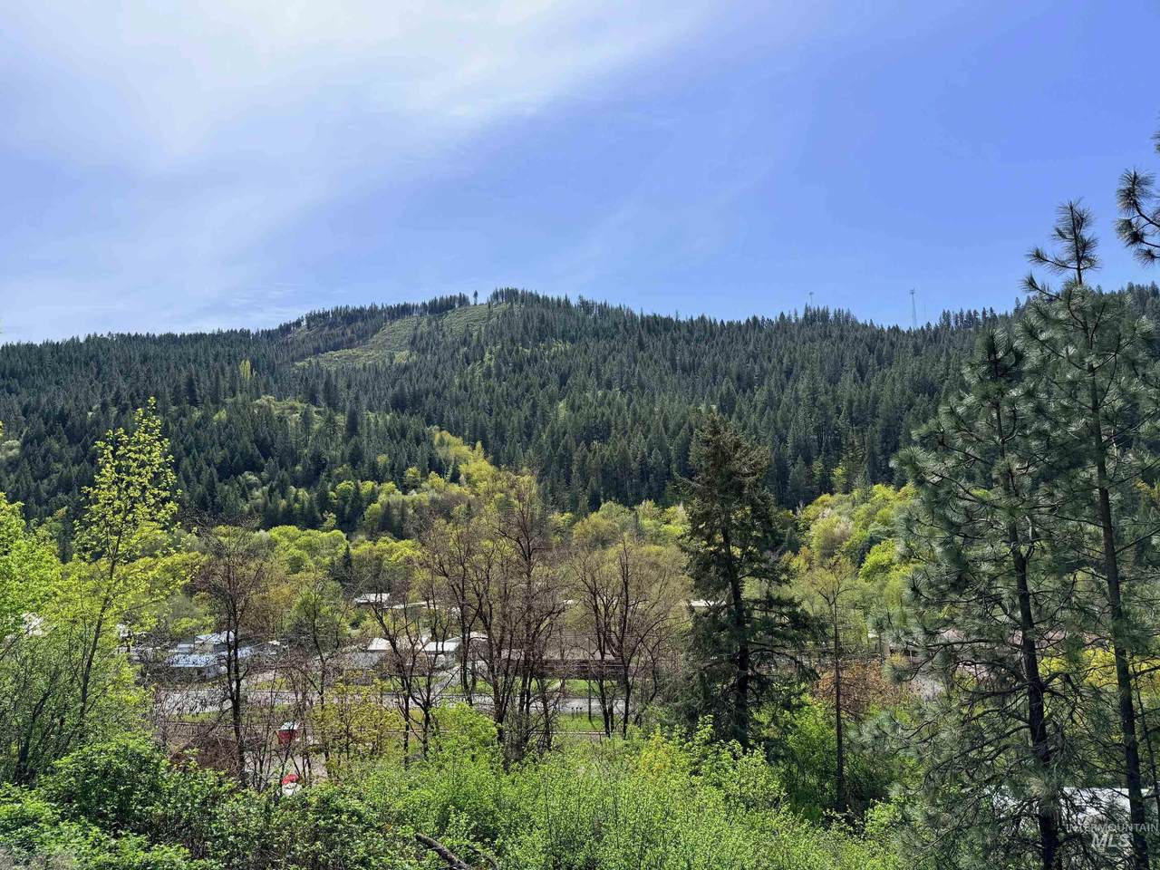 https://bt-photos.global.ssl.fastly.net/imls/1280_boomver_1_98982879-2.jpg