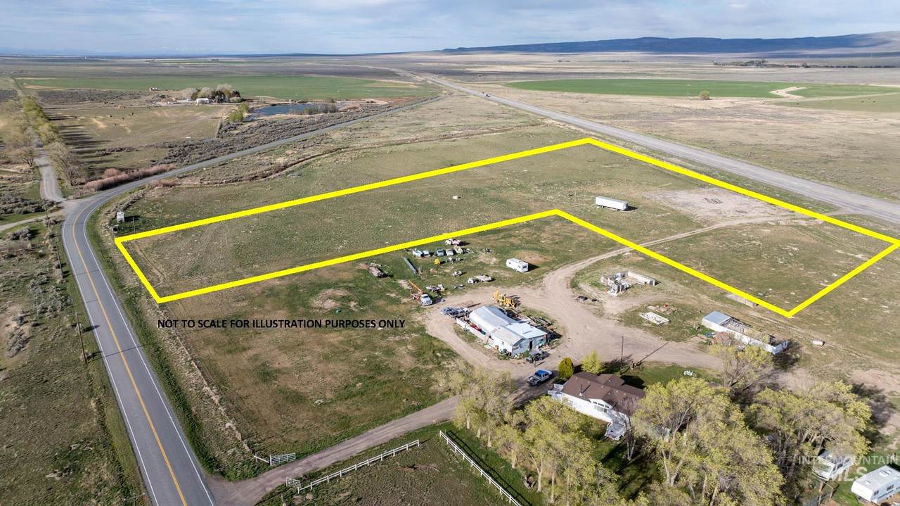 Approx. 1535 2300 E - Photo 1