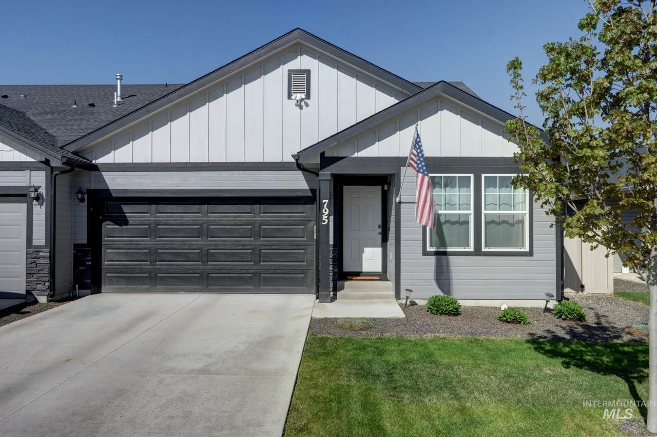 795 N Baldner Point Place - Photo 1