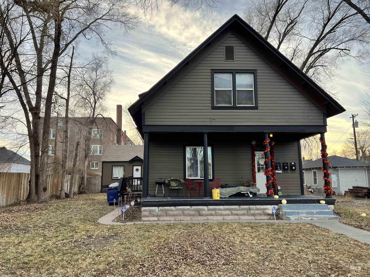 413 & 415 3rd Ave N - Photo 1