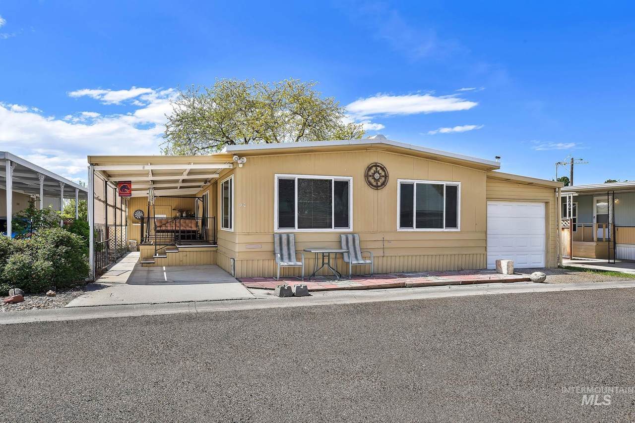 1715 Flamingo Ave - Photo 1