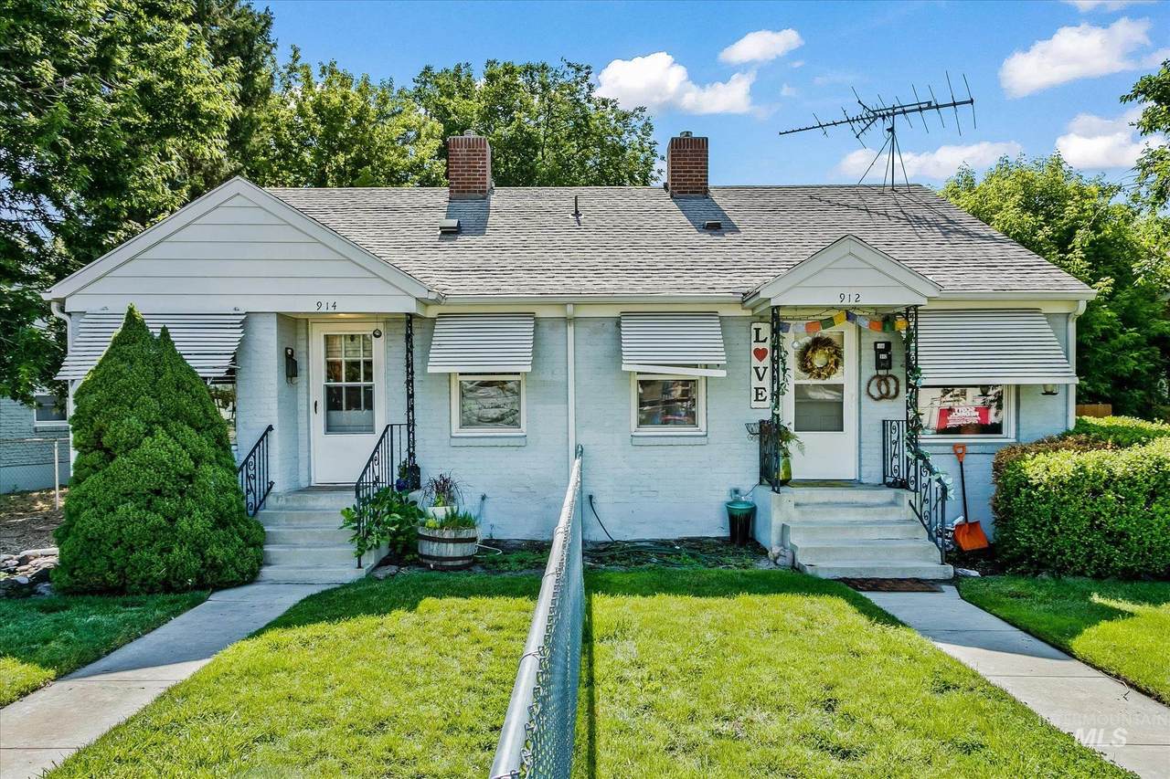 912 27th Street - Photo 1
