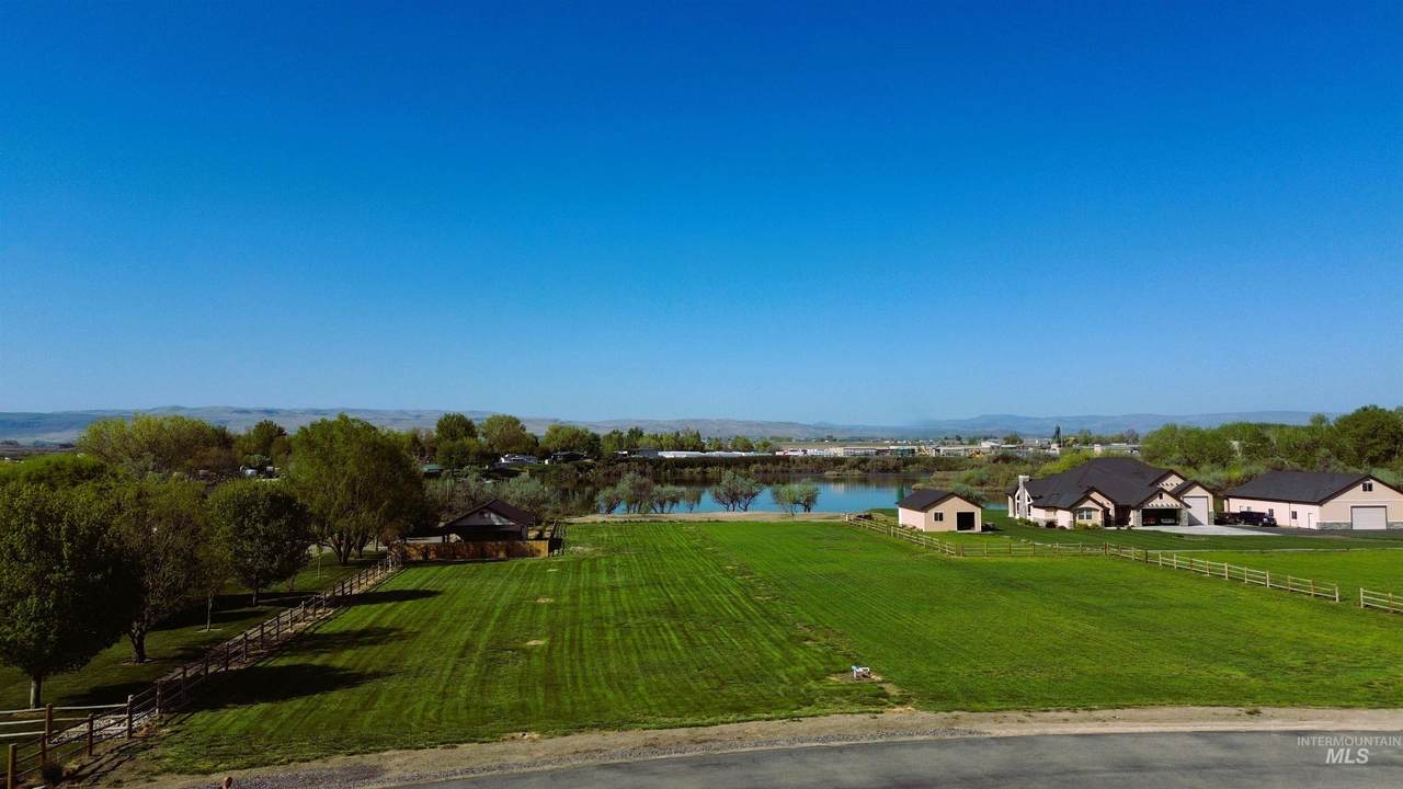 25555 Clubhouse Court - Photo 1
