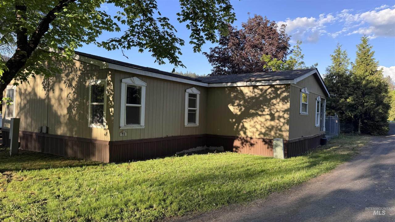 71 Mallard Dr - Photo 1