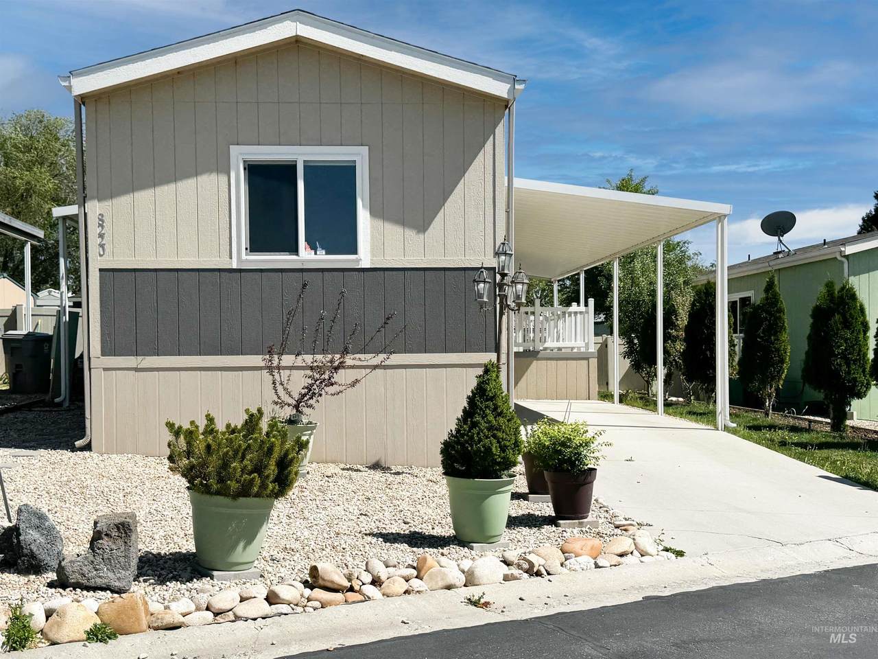 8220 S Blue Rim Lane - Photo 1