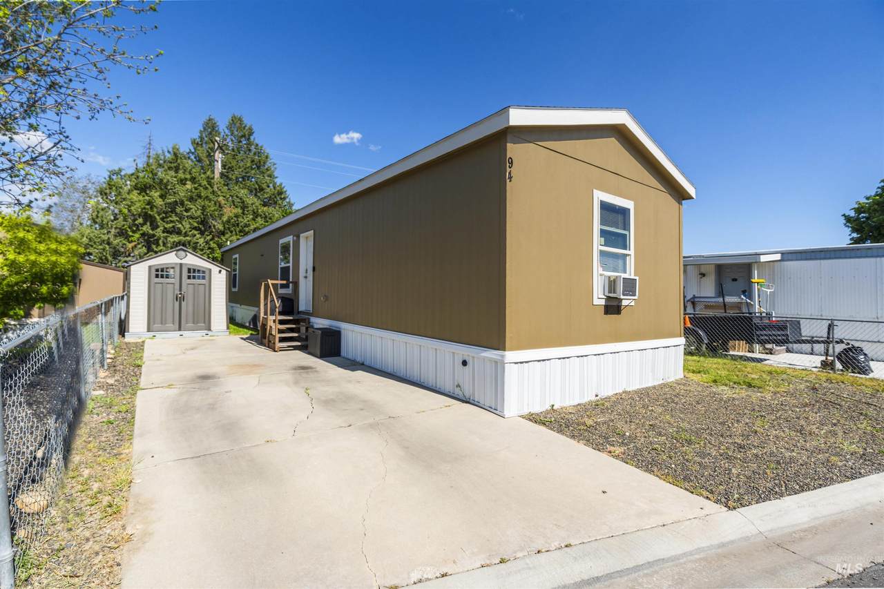 424 Cherry - Photo 1