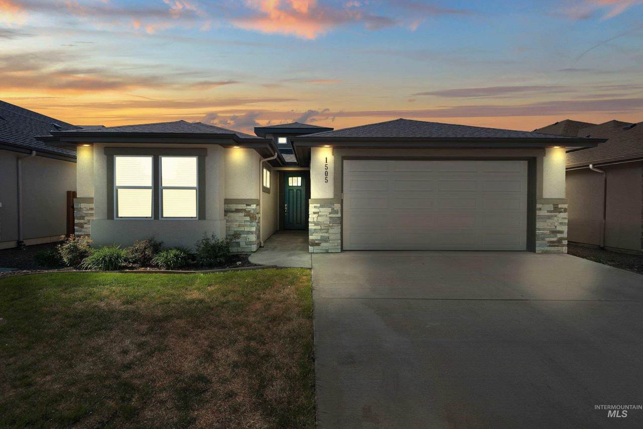 1505 Summerplace Street - Photo 1