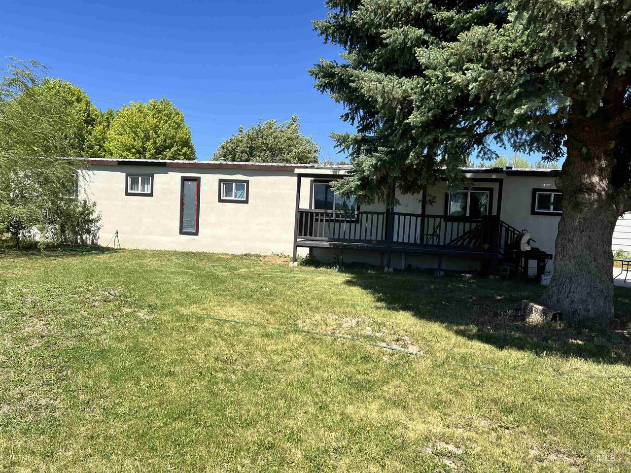 380 Orchard St - Photo 1