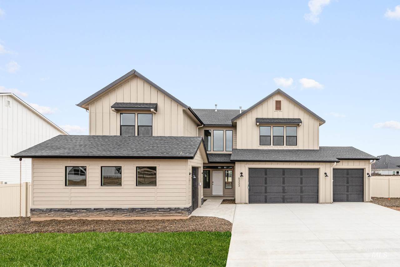 8260 Presley Ct - Photo 1