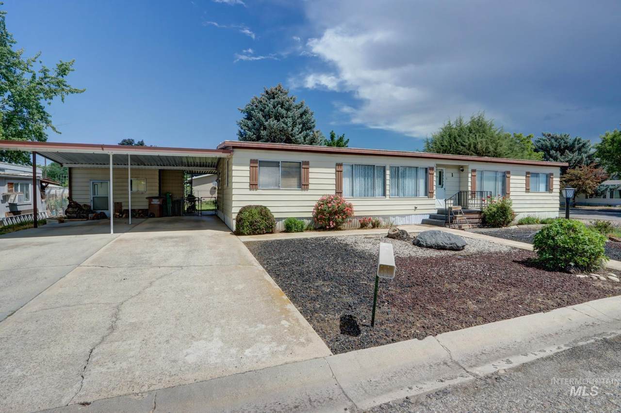 701 Monte Vista Drive - Photo 1