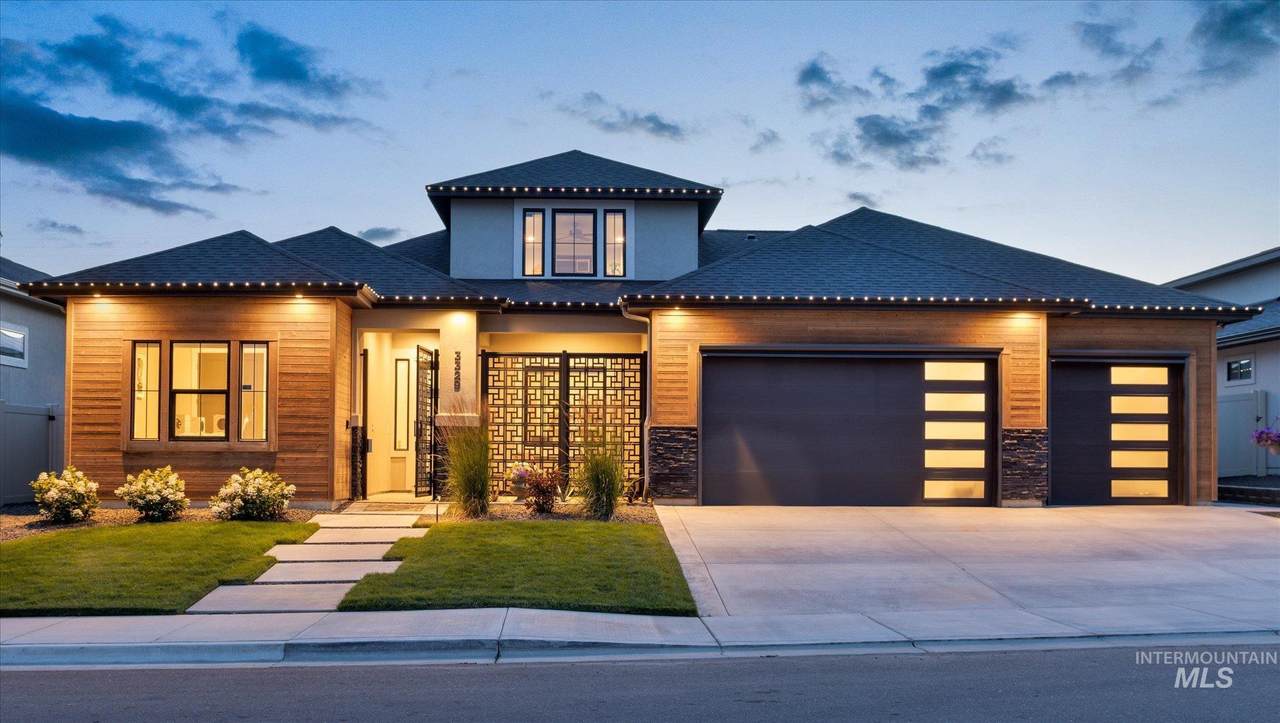 3329 N Cherry Laurel Way - Photo 1