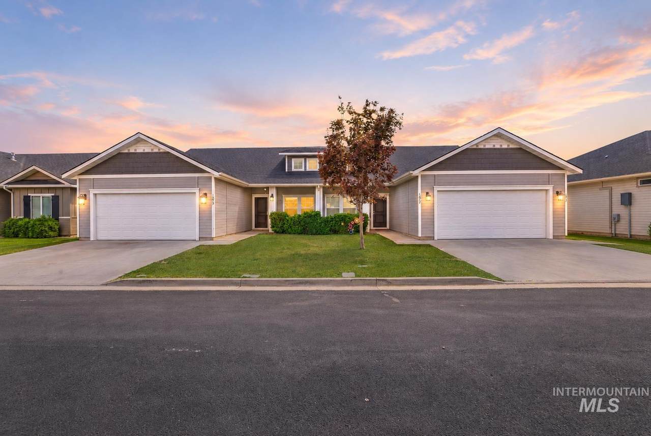 1077/1075 Easy Ave - Photo 1