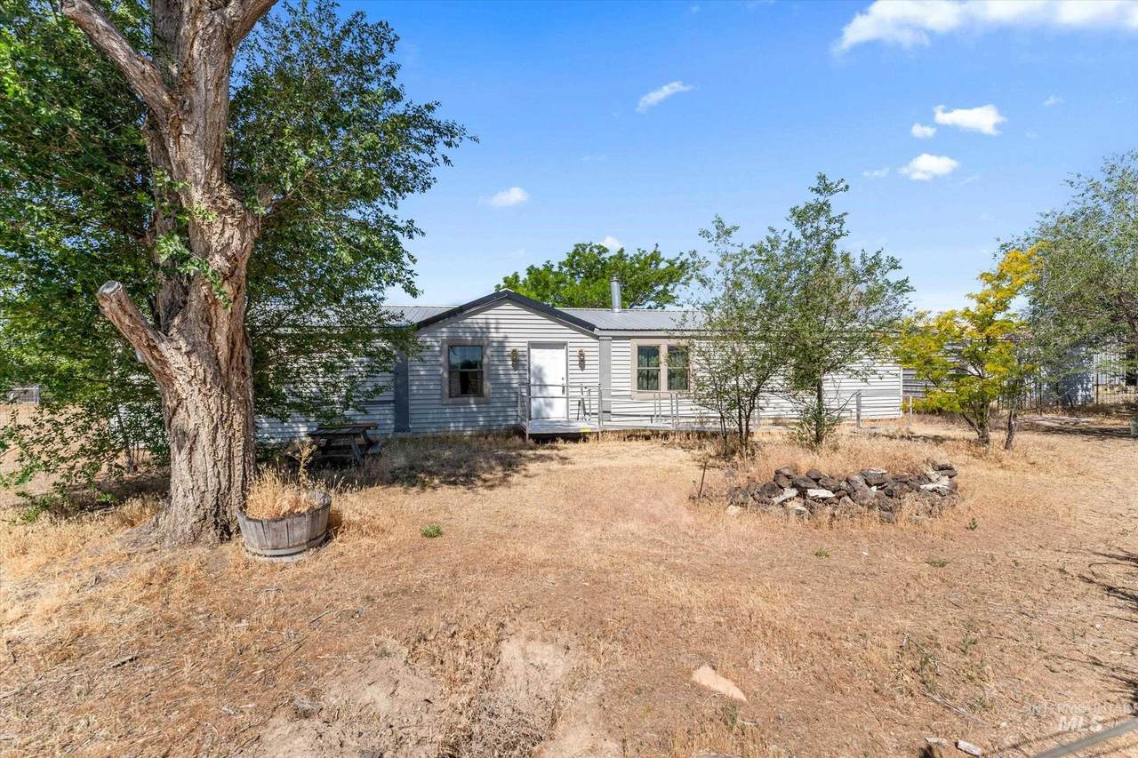 4051 Canal - Photo 1