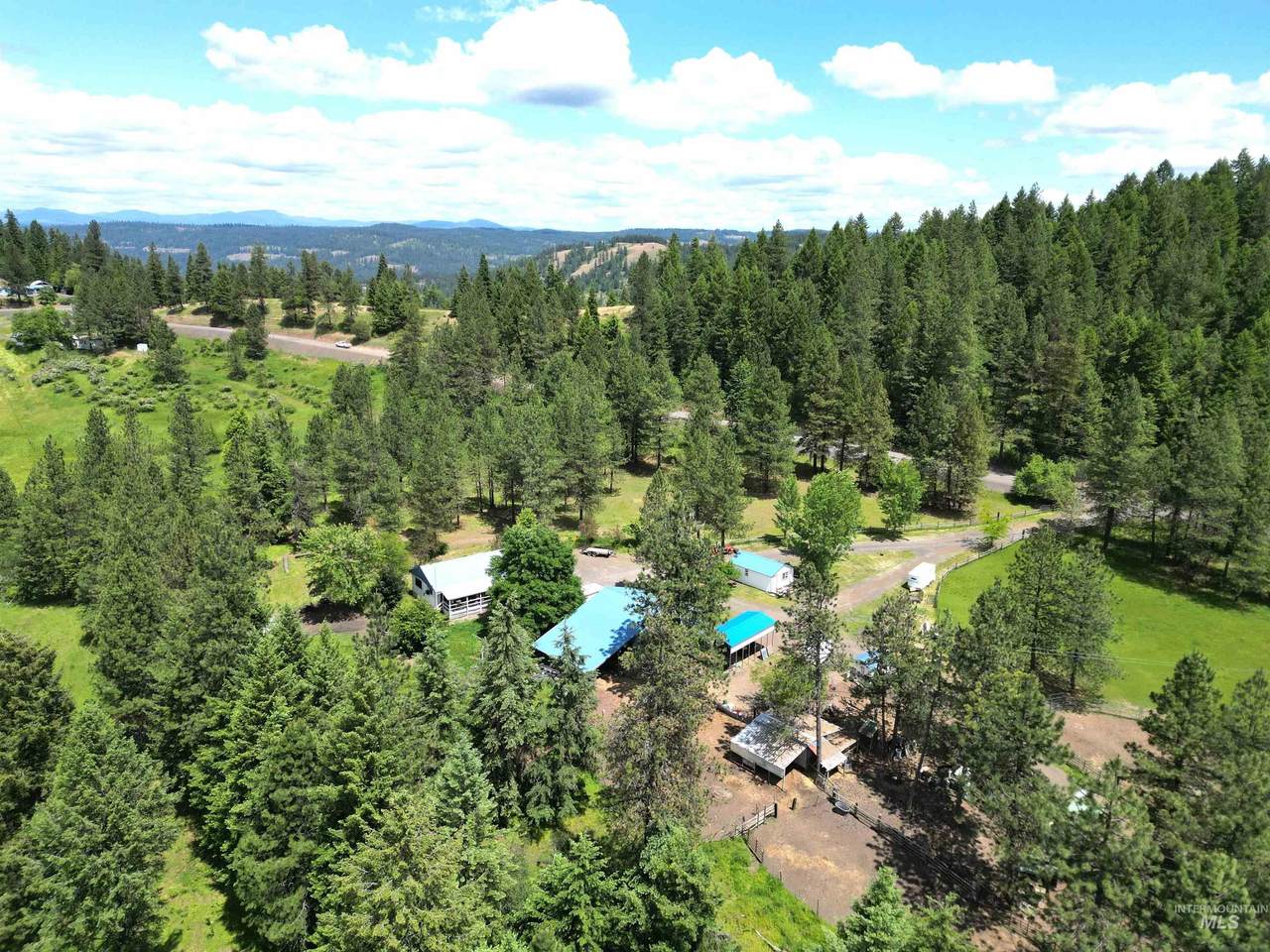 3871 Lakeview Road - Photo 1
