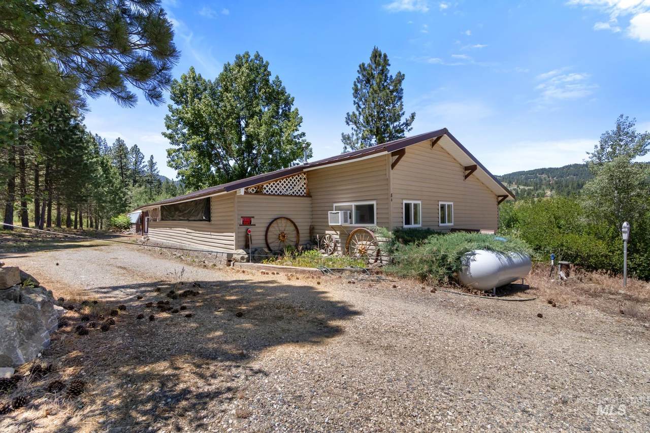 84 Clear Creek Drive - Photo 1