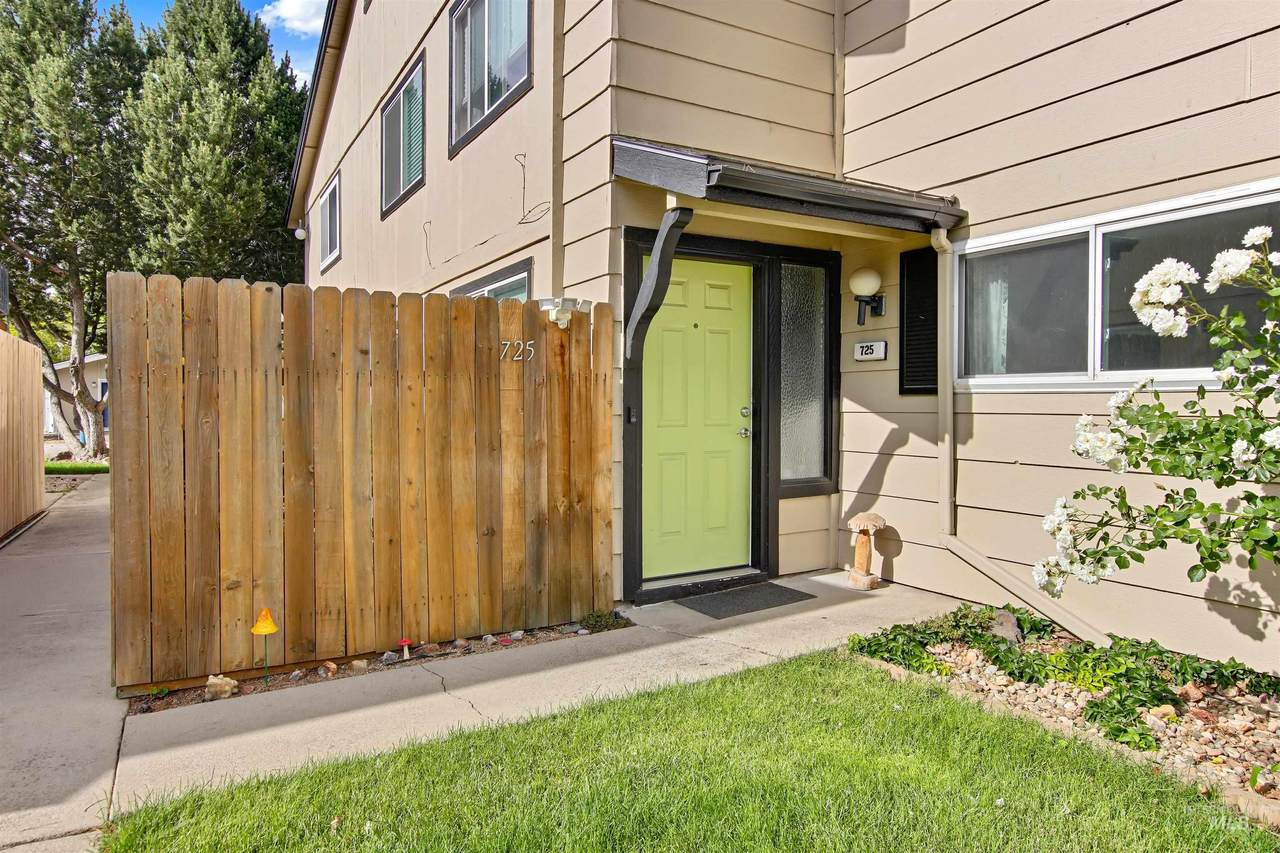 725 Pennsylvania St. - Photo 1