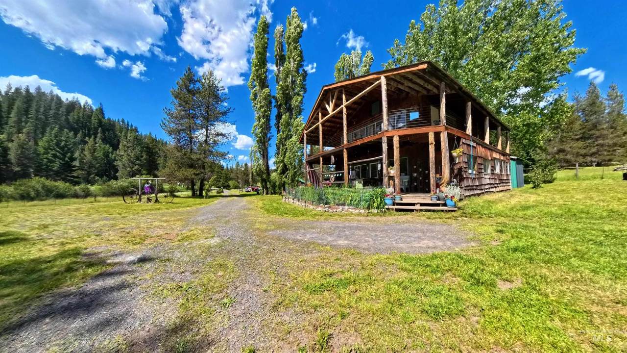 1401 Forks Rd - Photo 1