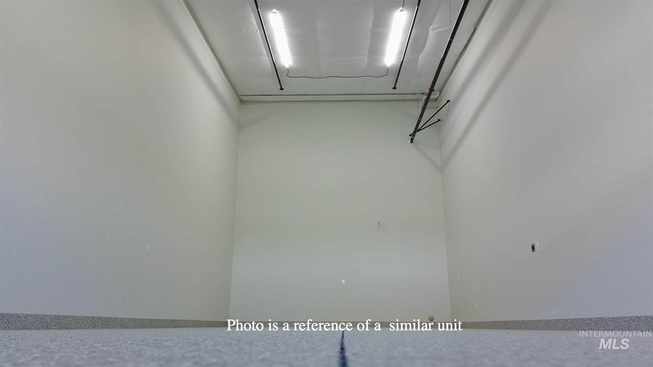 https://bt-photos.global.ssl.fastly.net/imls/1280_boomver_1_98990949-2.jpg