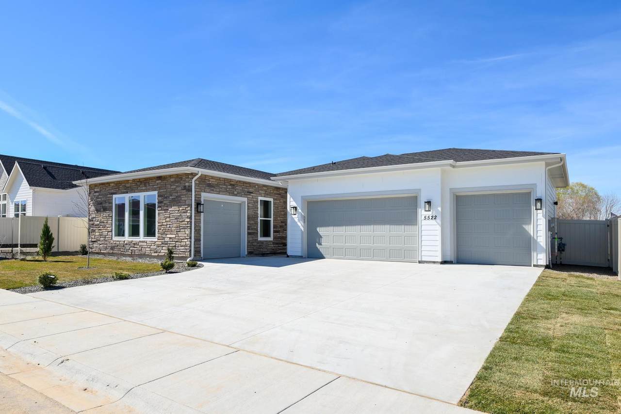 3787 Kelseyville Way - Photo 1