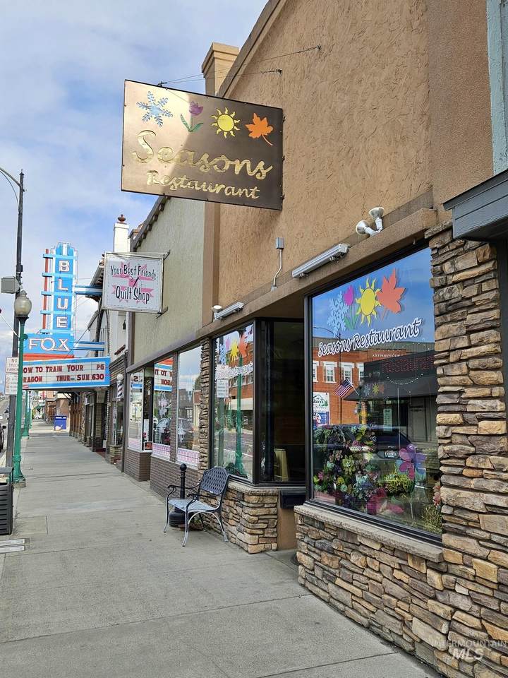 124 Main Street - Photo 1