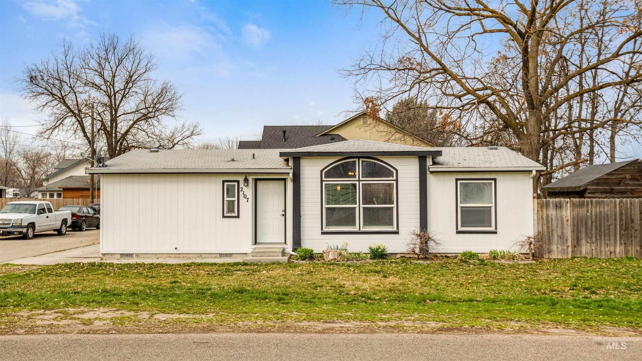 2107 Phillippi Street - Photo 1