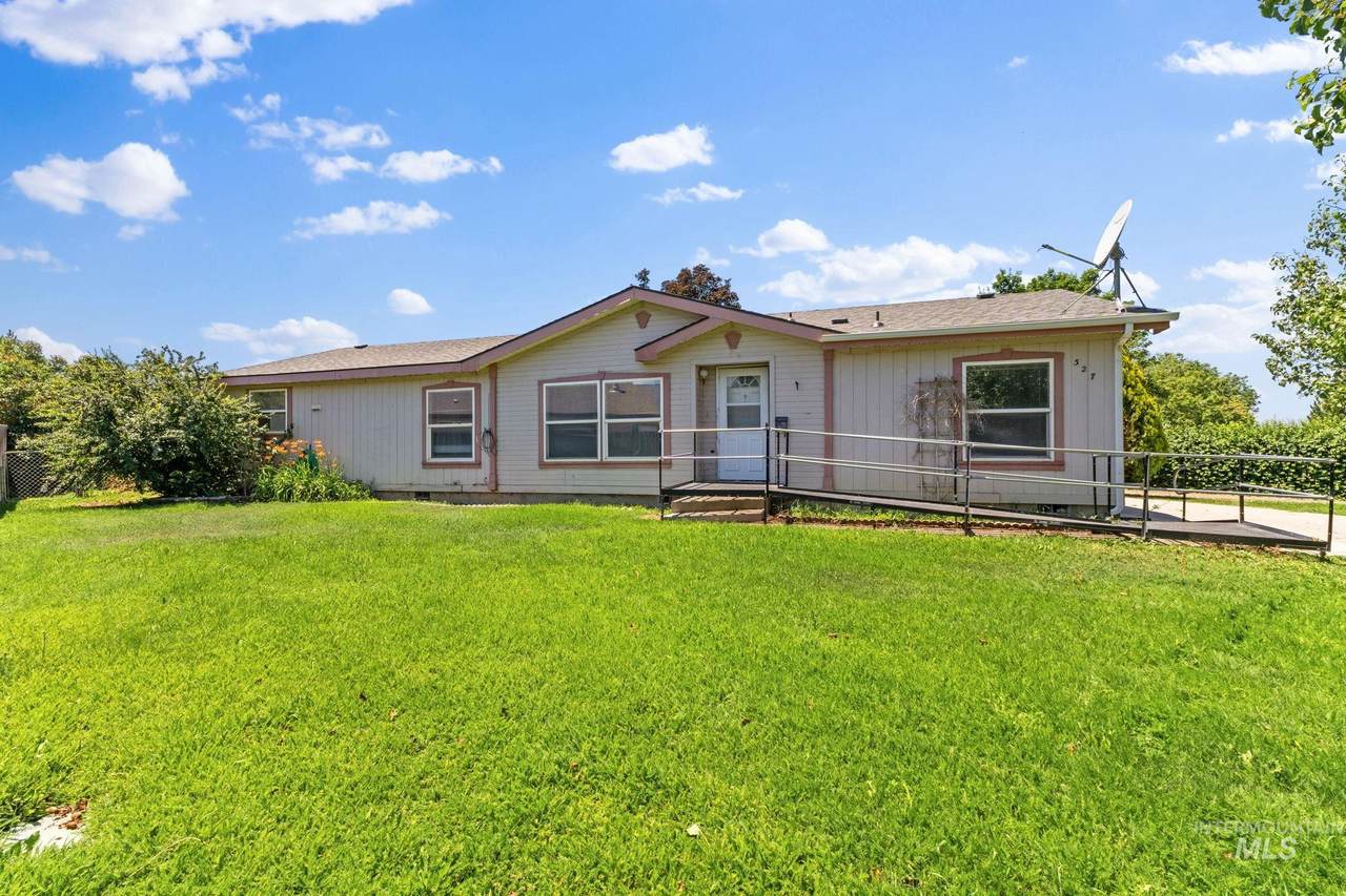 327 Ave I - Photo 1
