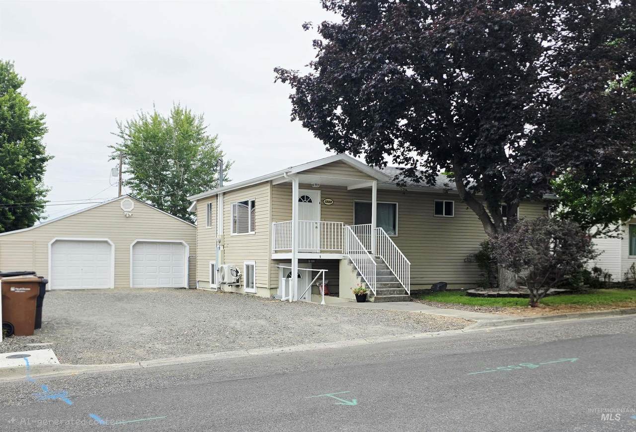 1225 Mccarroll St - Photo 1