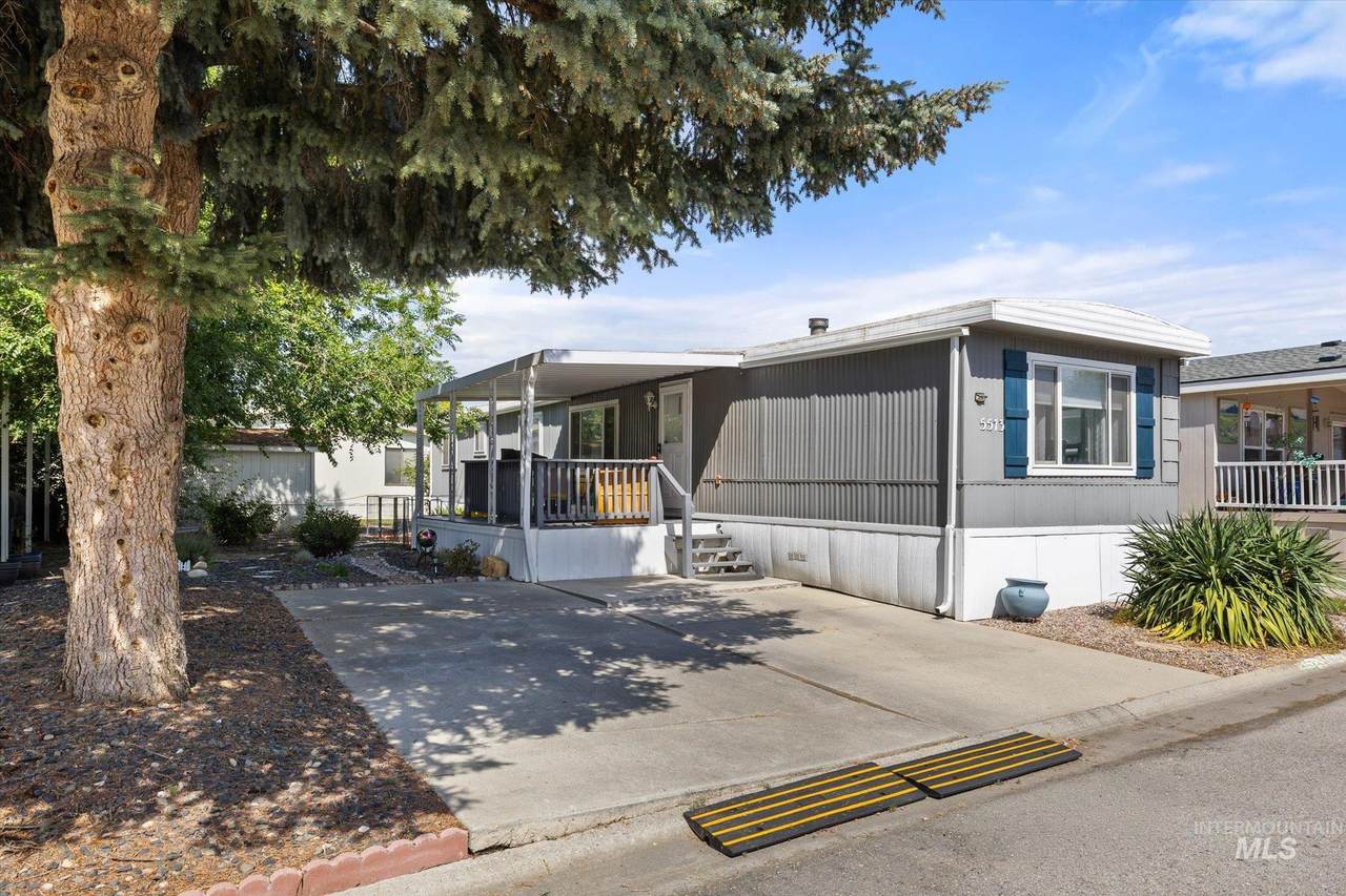 5573 Fairfax Ln - Photo 1