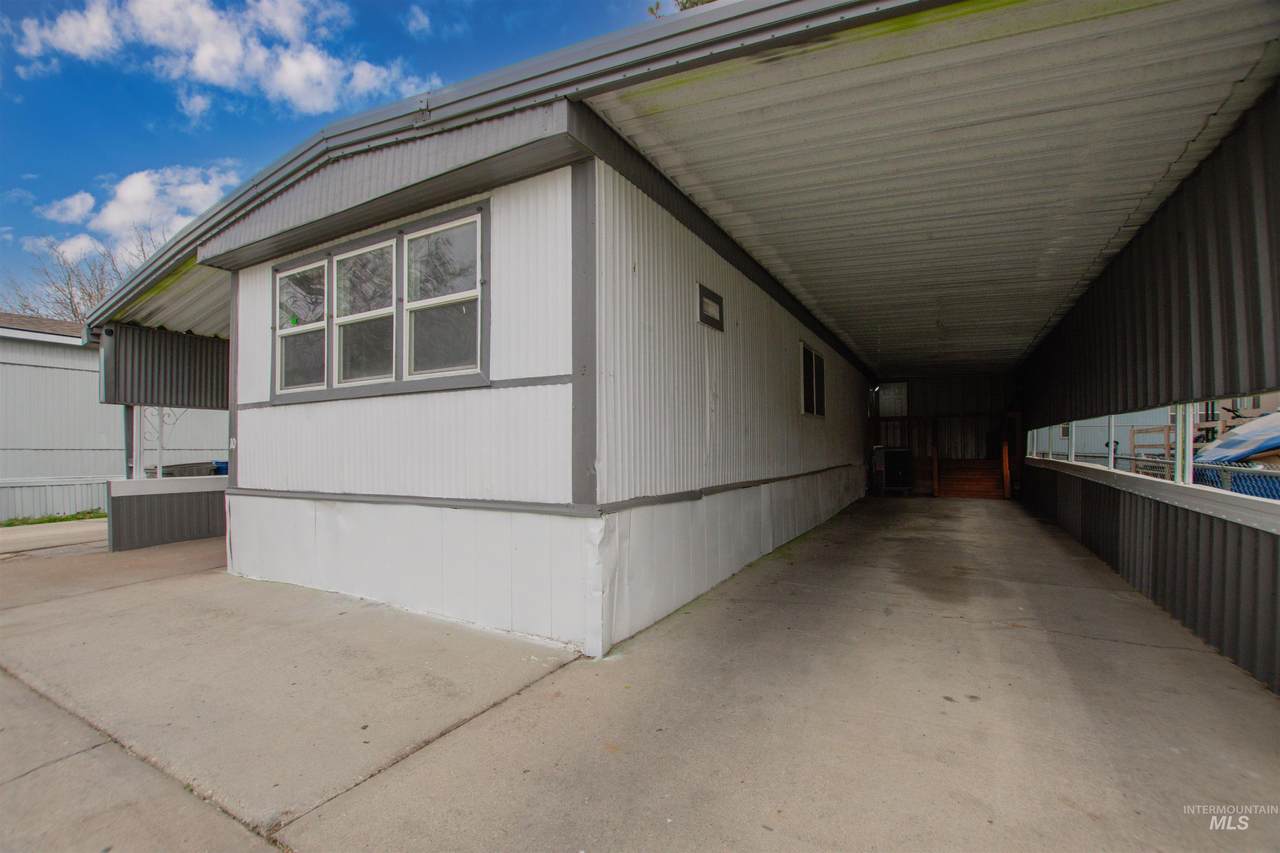 1410 Flamingo Ave - Photo 1