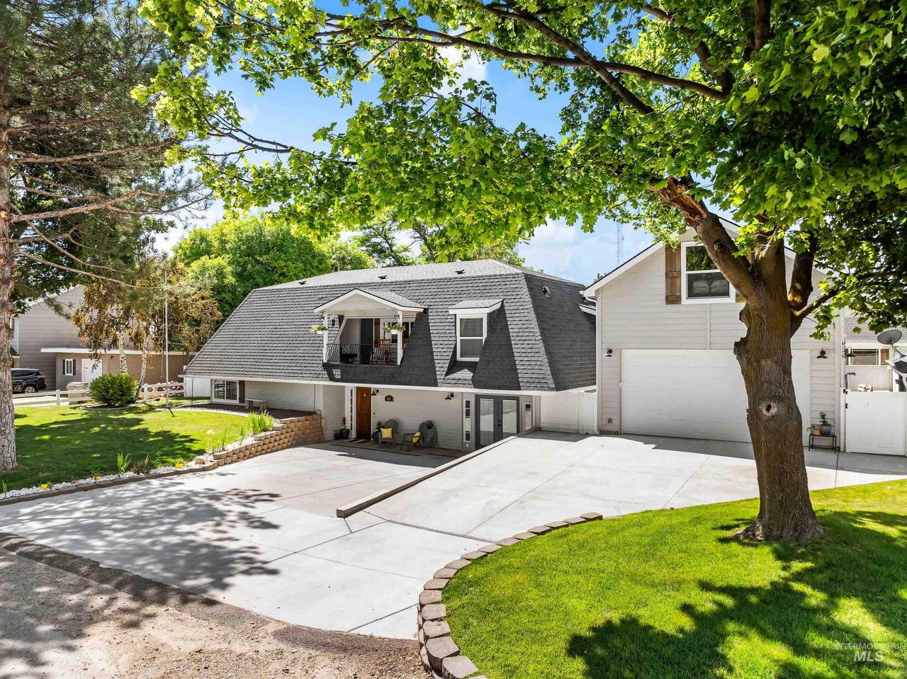 203 Melba Dr - Photo 1