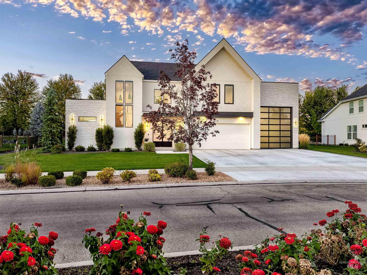 5424 Founders Drive - Photo 1