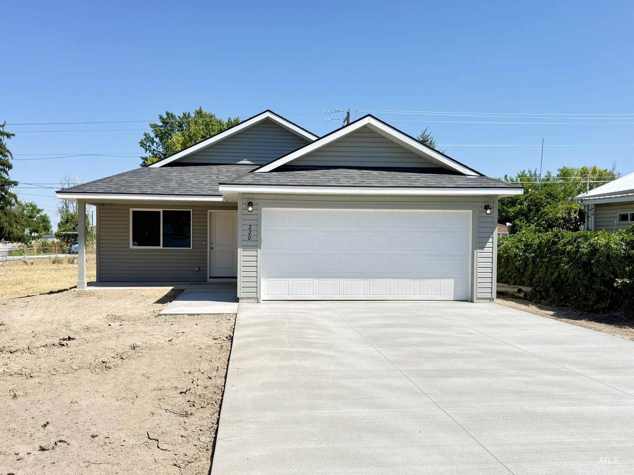 220 7th Ave - Photo 1
