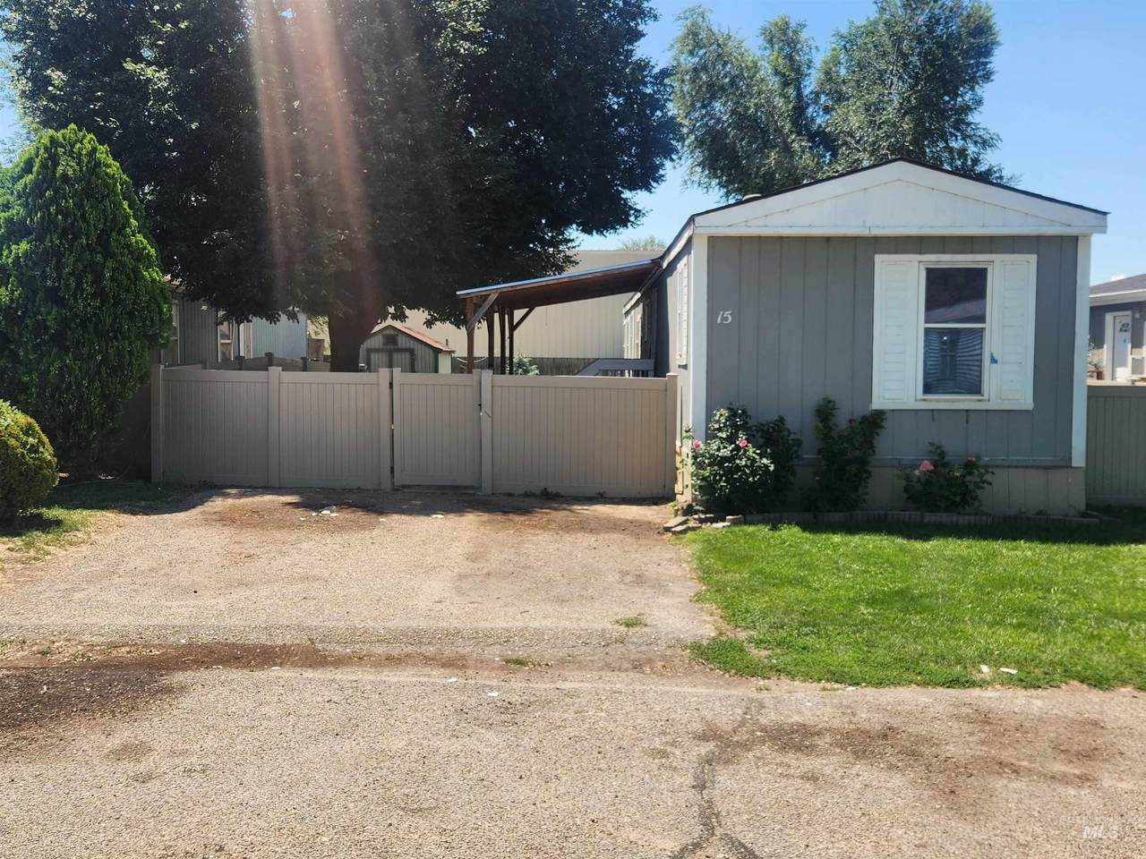 616 N Kings Rd Trlr 15 - Photo 1