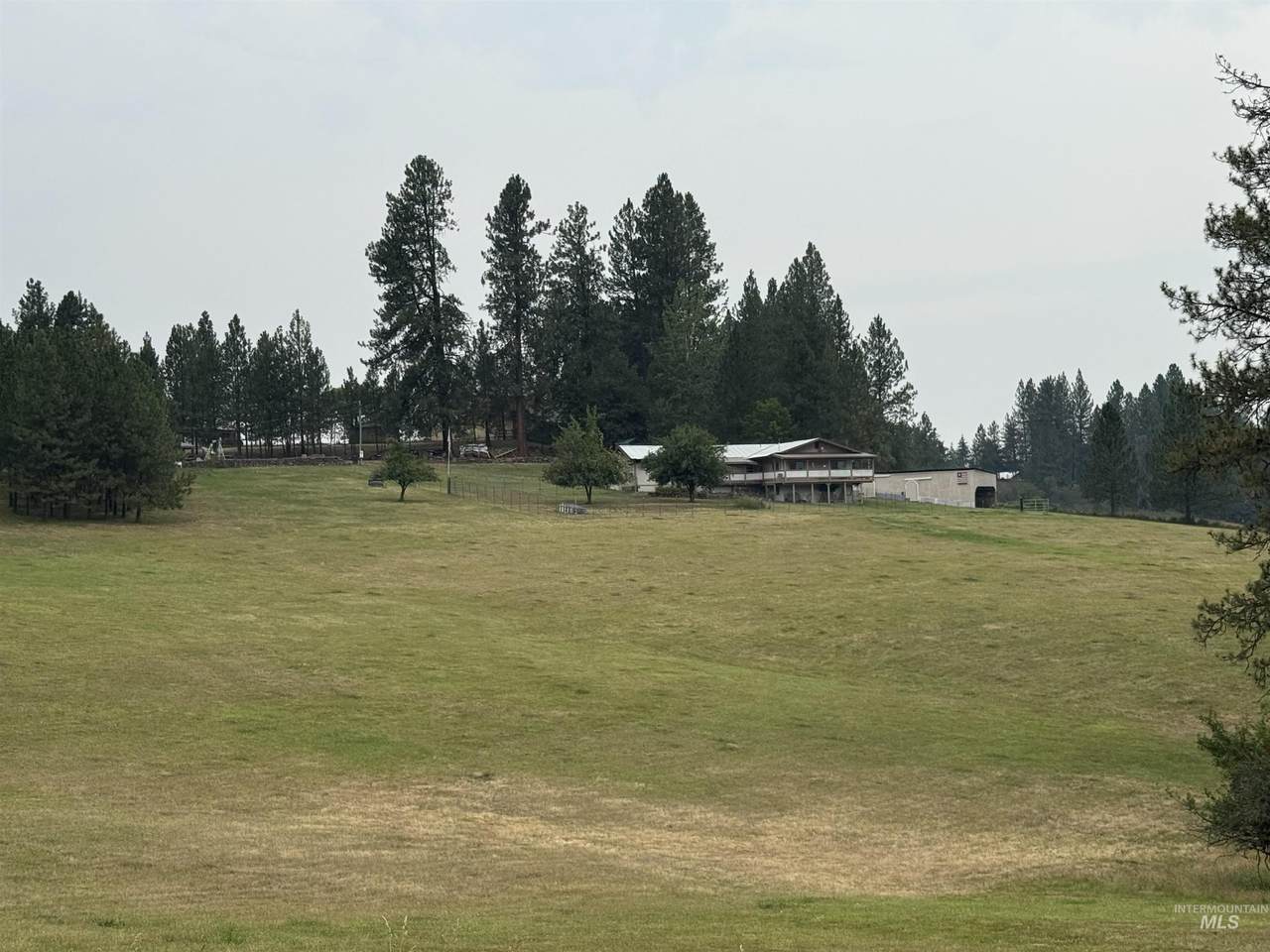 733 Pleasant Valley Road - Photo 1
