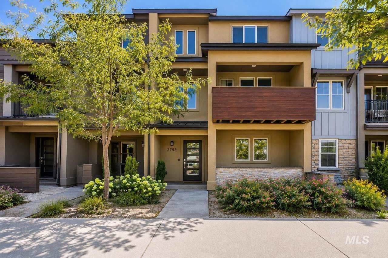 3755 Parkcenter - Photo 1