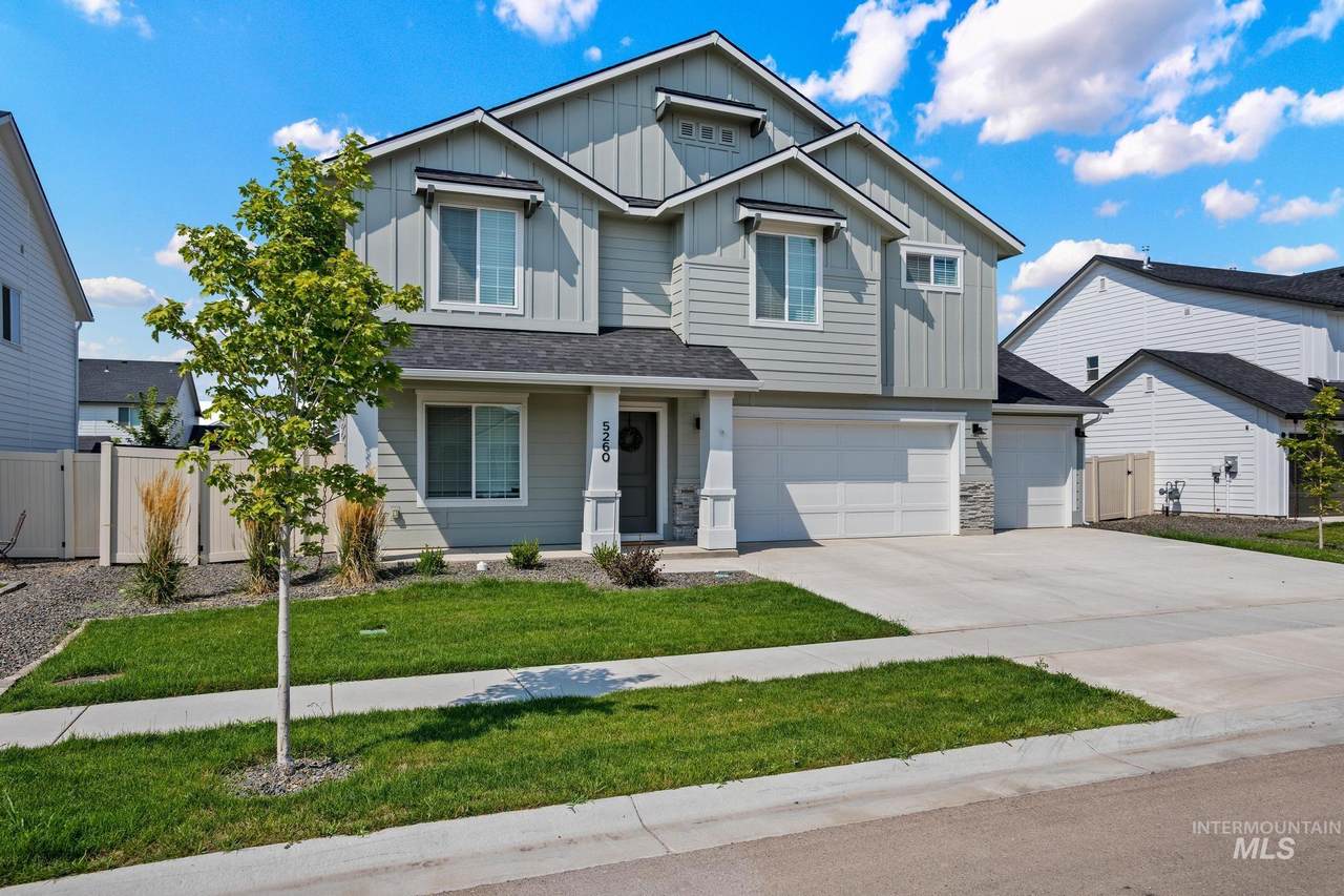 5260 Burnte Peak St. - Photo 1
