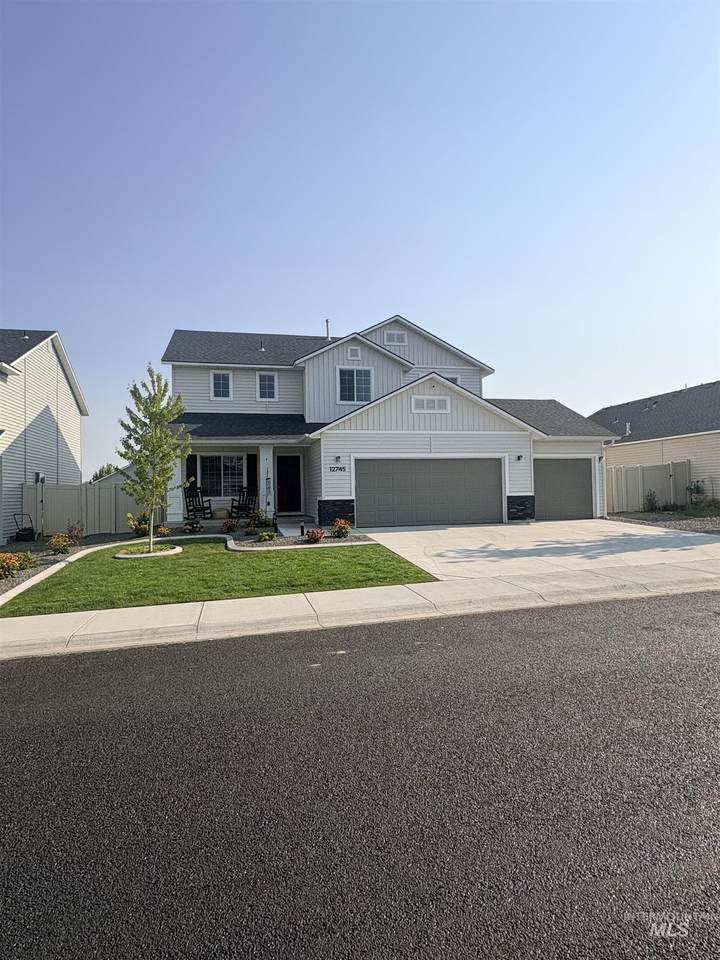 12745 Ashfield - Photo 1