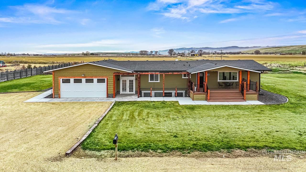 8481 Big Foot Rd - Photo 1
