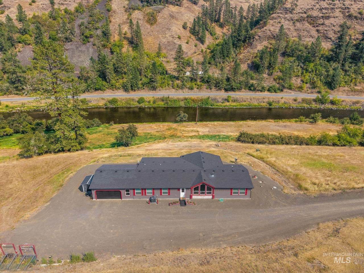 2136 Lukes Gulch Road - Photo 1
