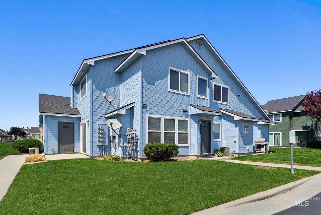 16921 Pamela Loop - Photo 1