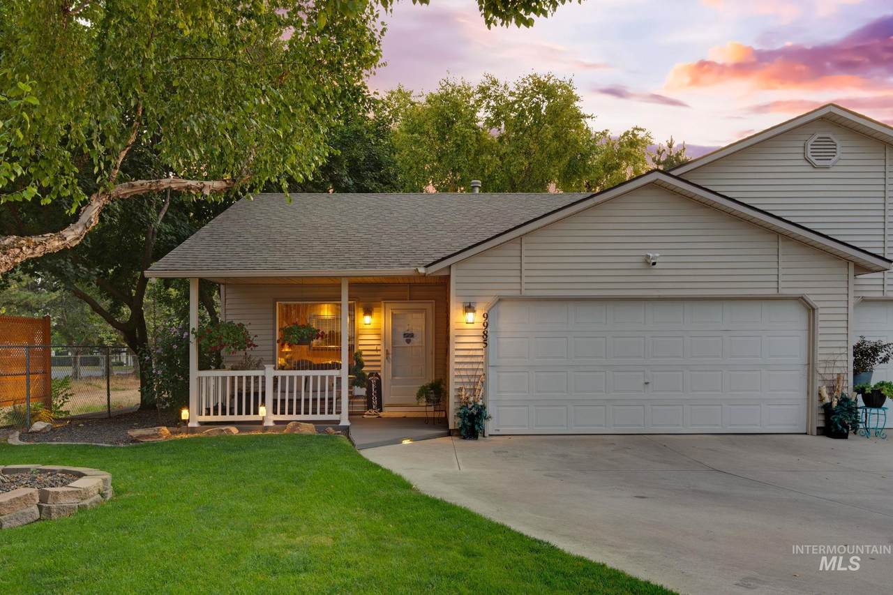 9985 W Mesquite Ct - Photo 1