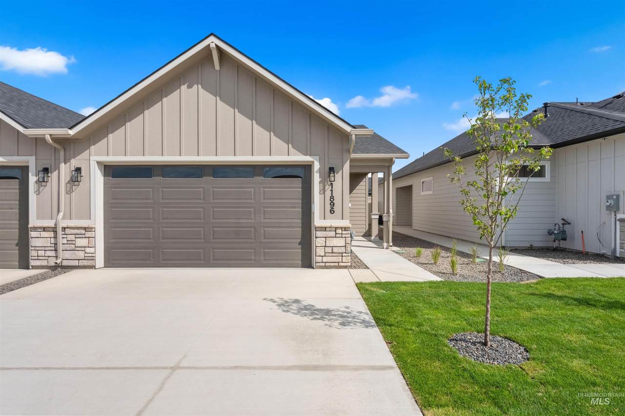 11896 Joslyn Lane - Photo 1
