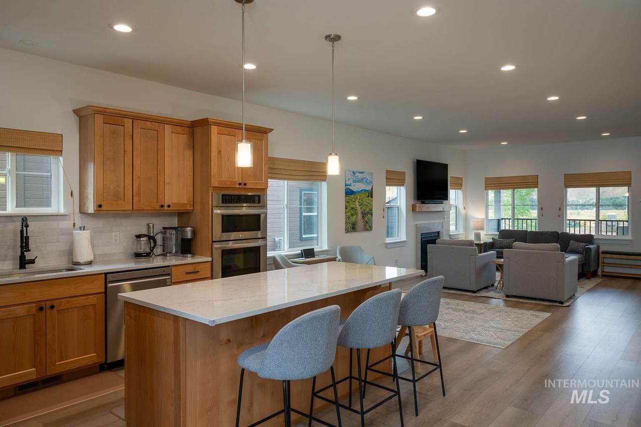 2468 Shenandoah Dr - Photo 1
