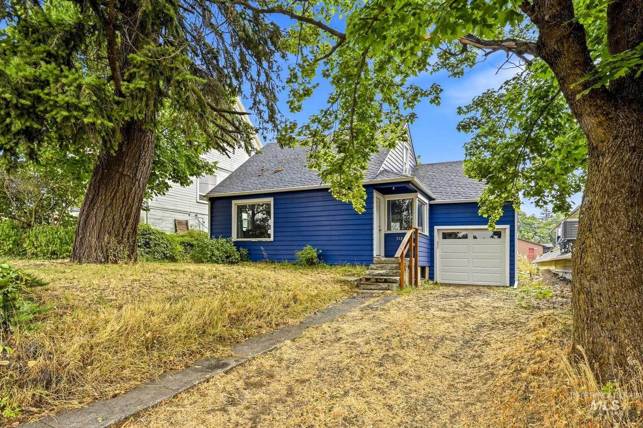 512 Main St - Photo 1