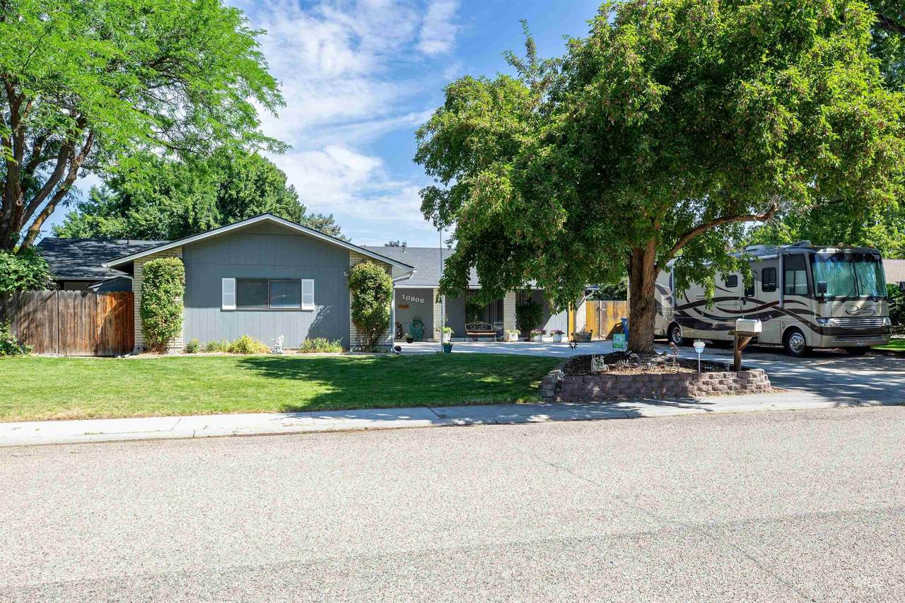 10808 Reutzel Drive - Photo 1
