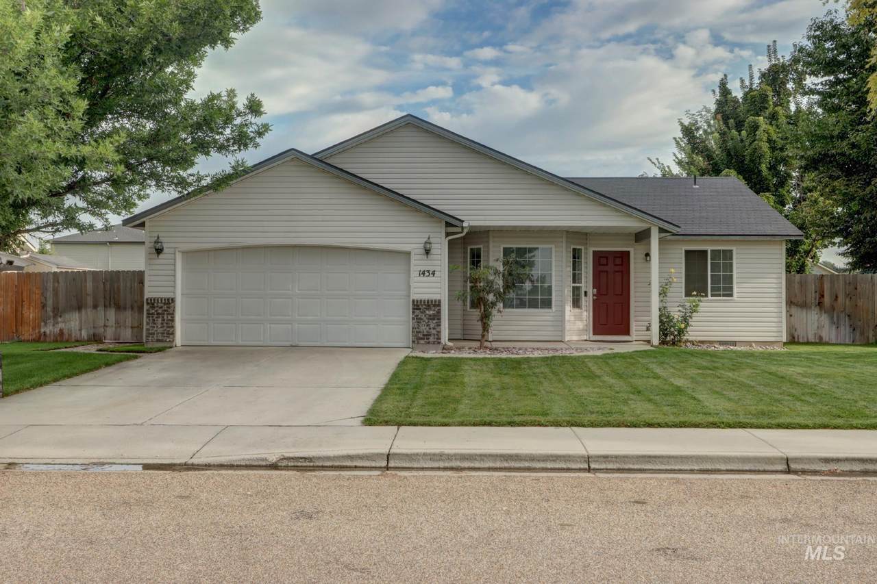 1434 Peregrine Drive - Photo 1