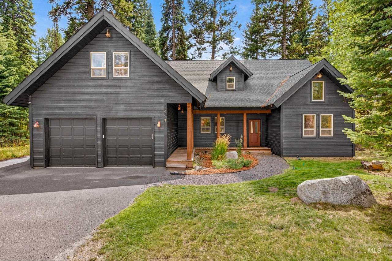 1190 Majestic View Drive - Photo 1