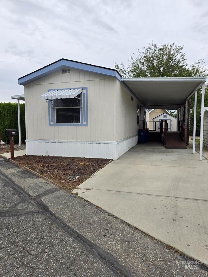 65 Young Lane - Photo 1