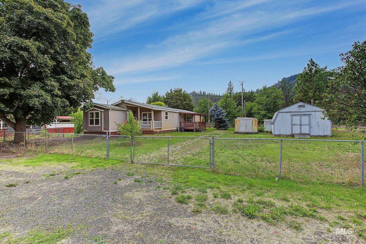 3386 Montana Street - Photo 1